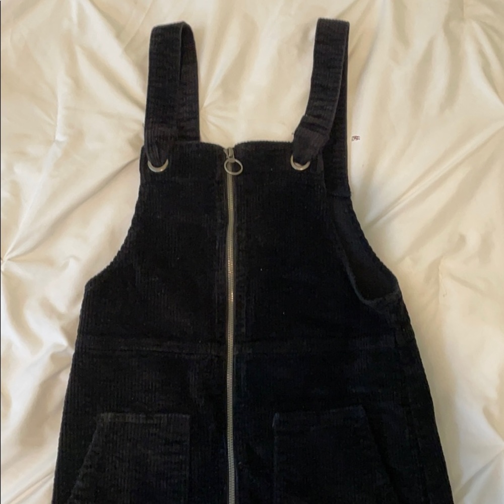 Dress - Picture 2 of 4